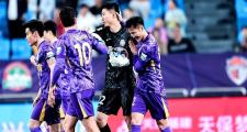 BB体育-转会期荷甲焦点战；天津津门虎完成止住颓势；目标明确；医务组通报恢复(天津津门虎顶级联赛1000球)