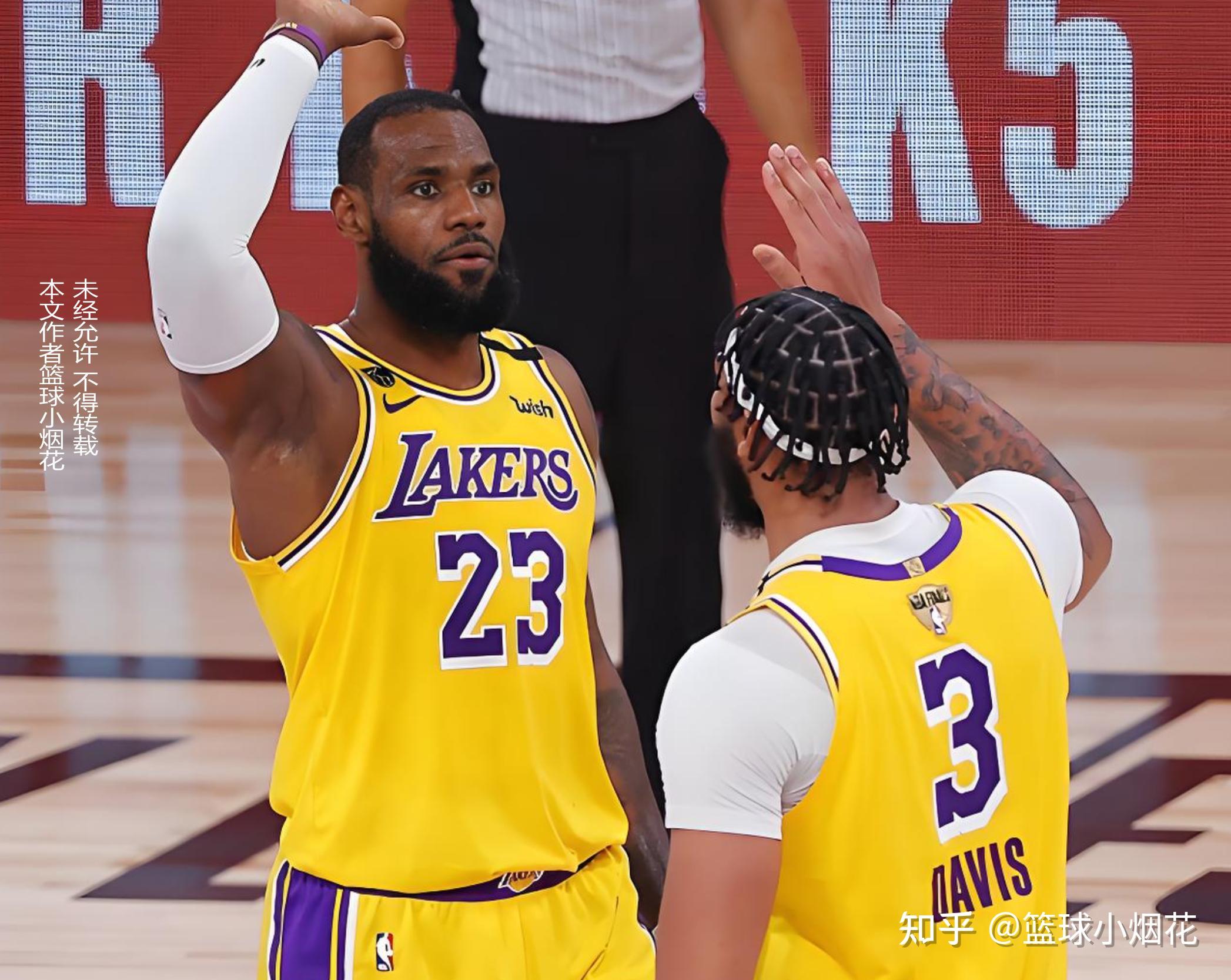 詹姆斯迎来二十赛季出色发挥,FPX观众热烈欢呼!比赛高潮迭起的简单介绍 詹姆斯迎来二十赛季出色发挥,FPX观众热烈欢呼!比赛高潮迭起的简单介绍