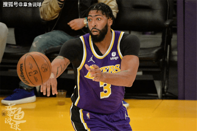  浓眉哥在塞尔维亚队比赛中大胜,连败引发热议的是谁 