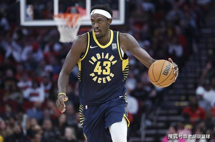 包含西亚卡姆回归赛场，精彩发挥首场状态亮眼，勇士观众沸腾！的词条